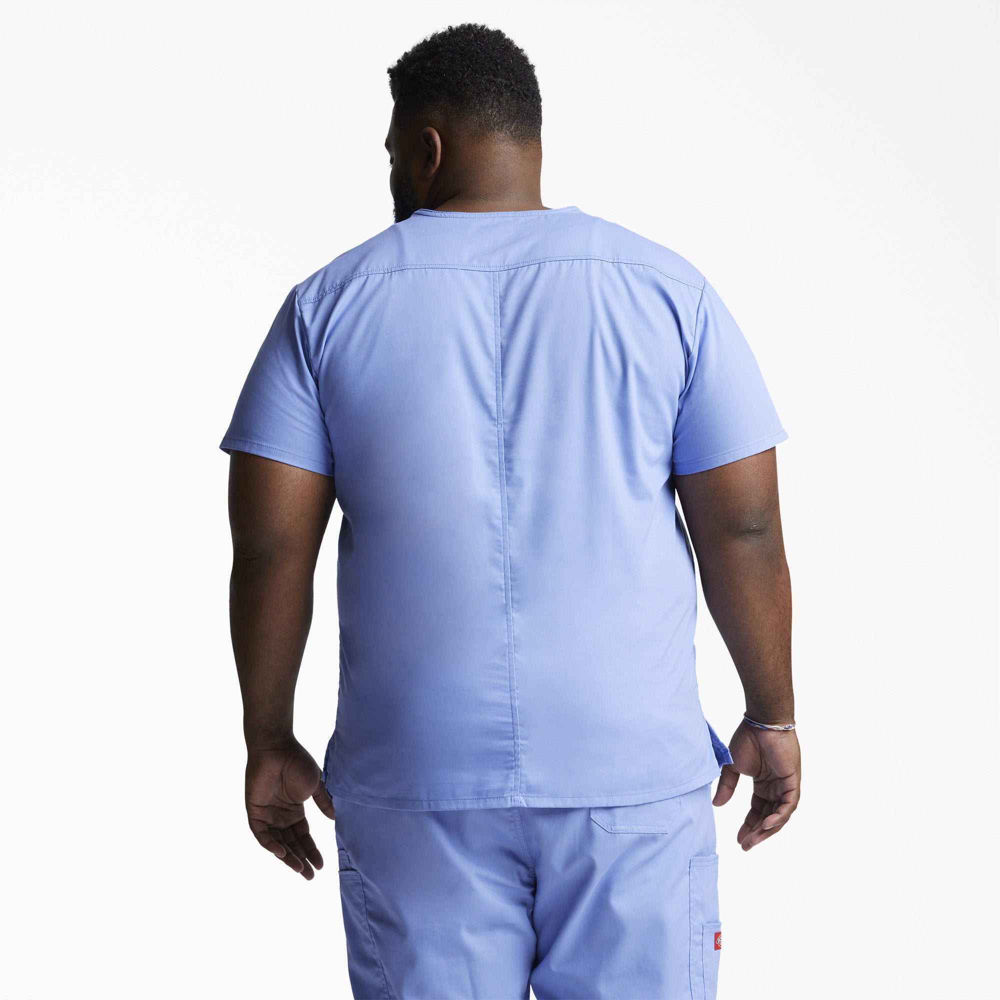 Men's EDS Signature V-Neck Scrub Top - 图片 2
