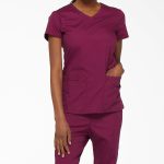 Women's EDS Signature V-Neck Scrub Top