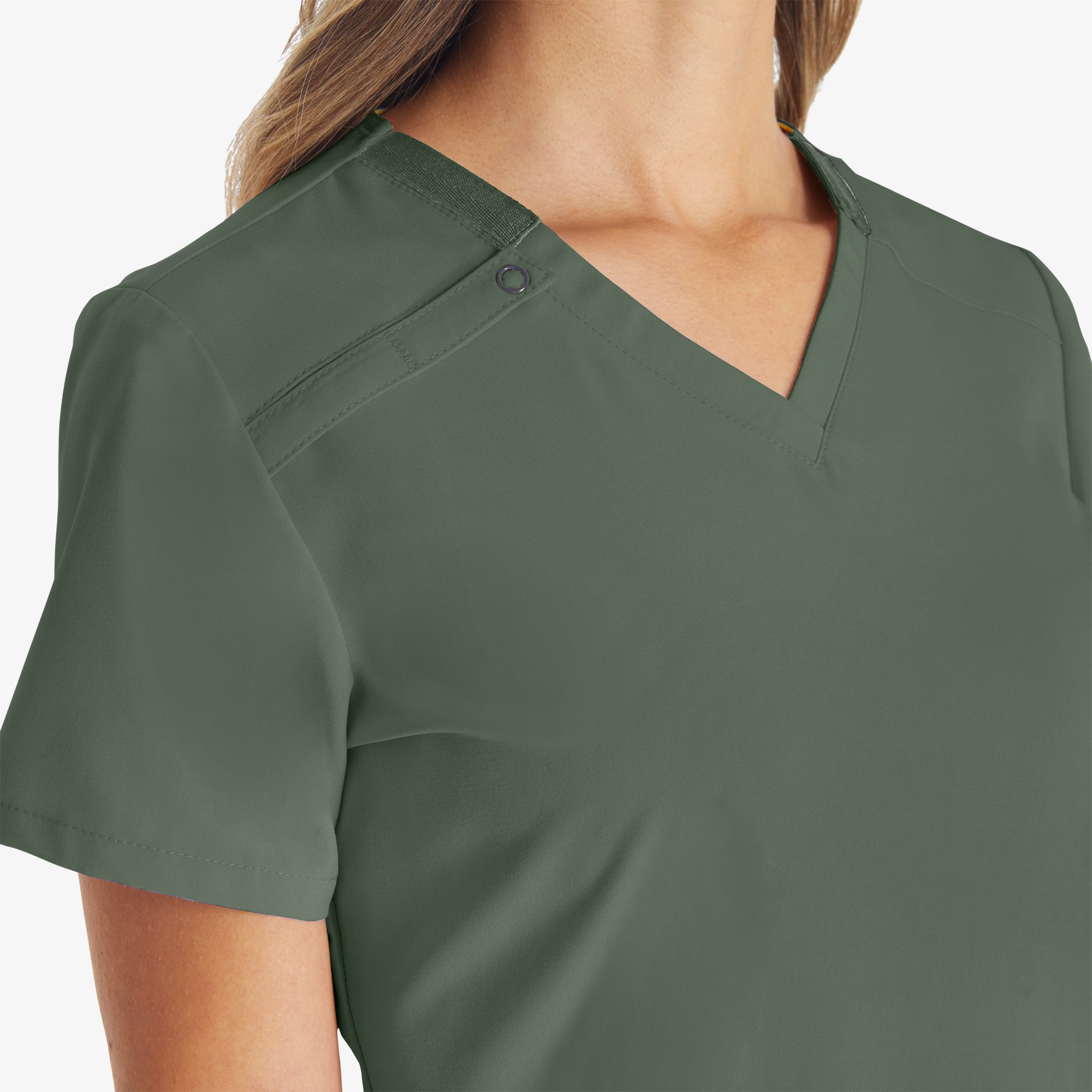 Women's EDS Essentials V-Neck Scrub Top - 图片 7