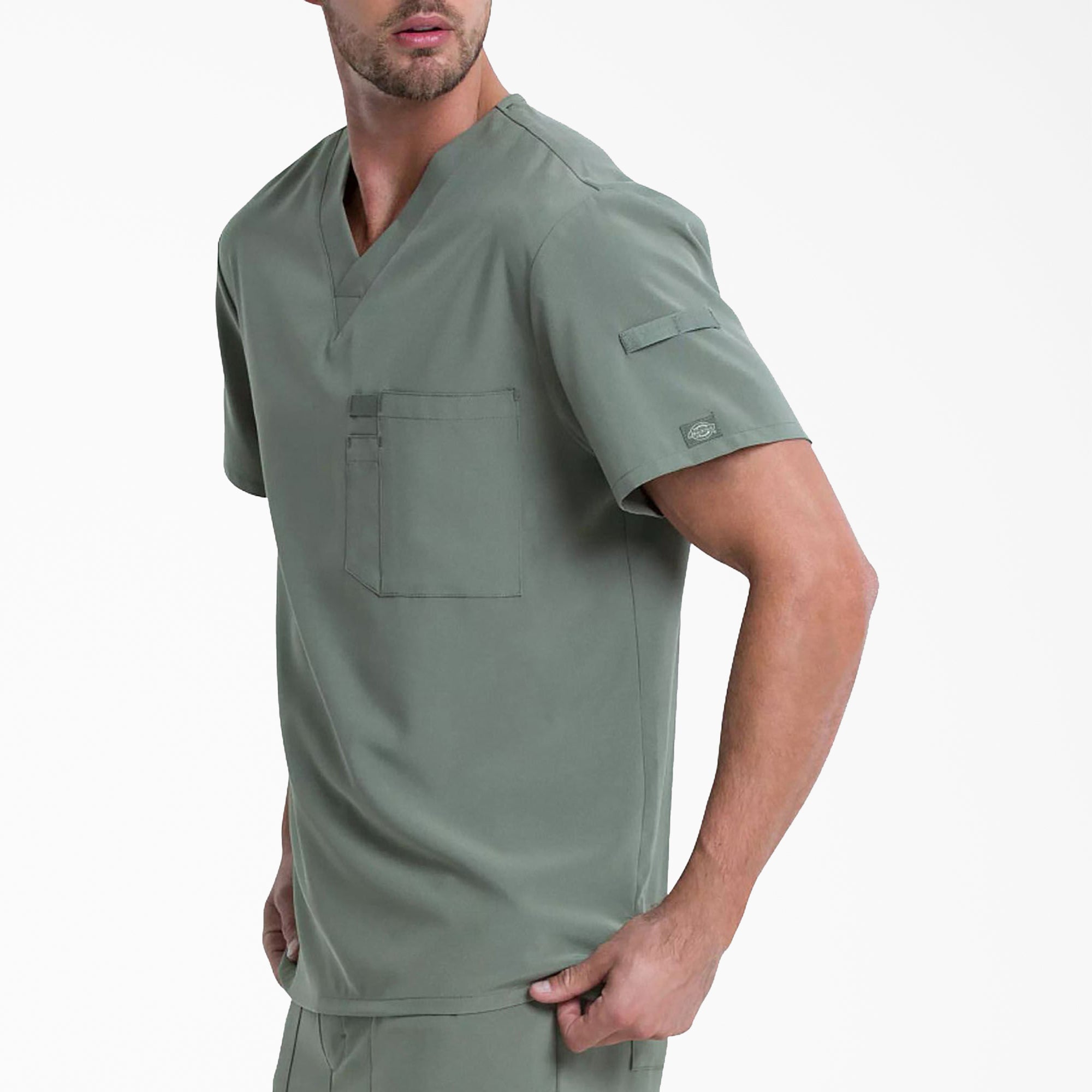 Men's EDS Essentials Tuckable V-Neck Scrub Top - 图片 3