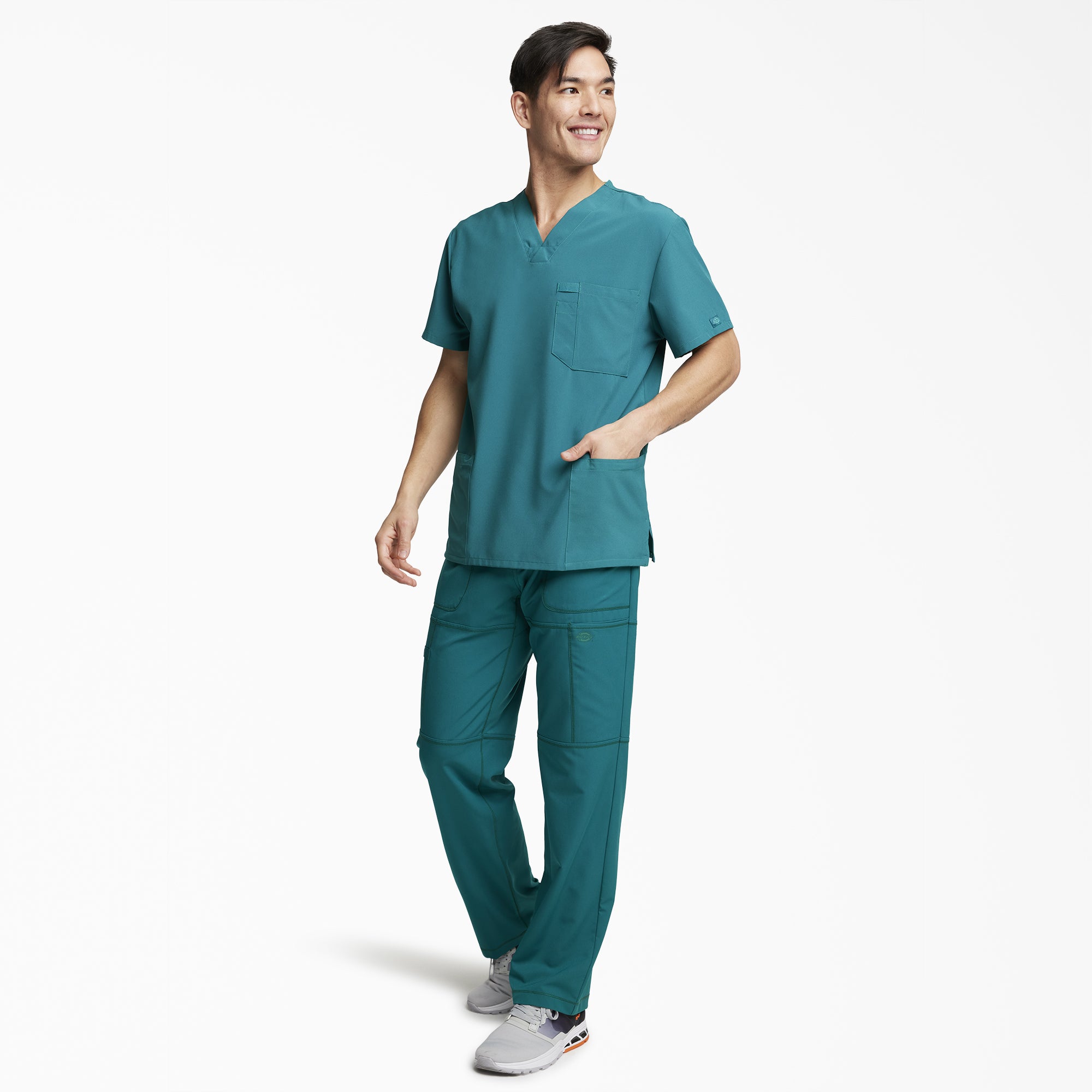 Men's EDS Essentials V-Neck Scrub Top - 图片 4