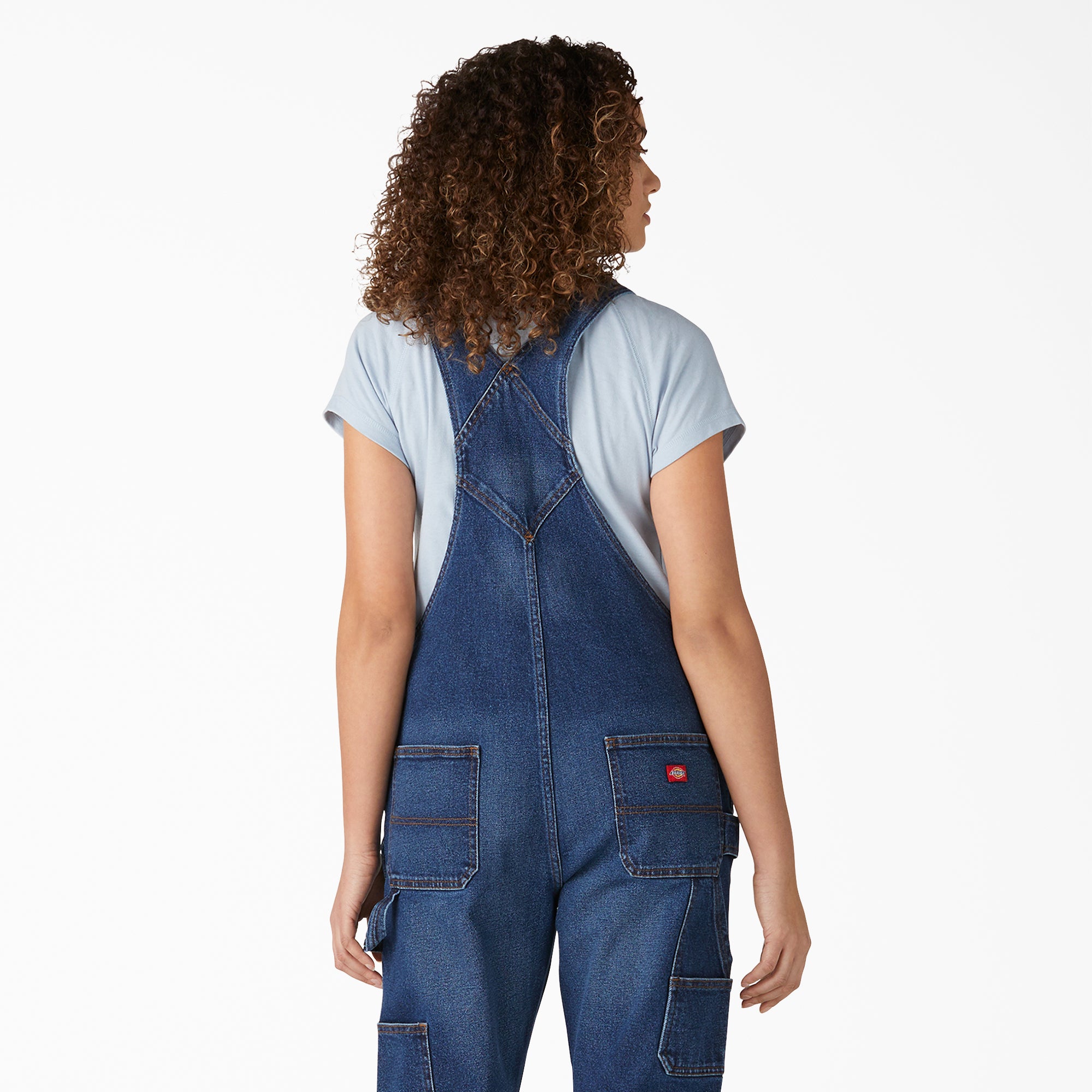 Women's Denim Boyfriend Fit Bib Overalls - 图片 3