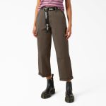 Women's Relaxed Fit Cropped Cargo Pants