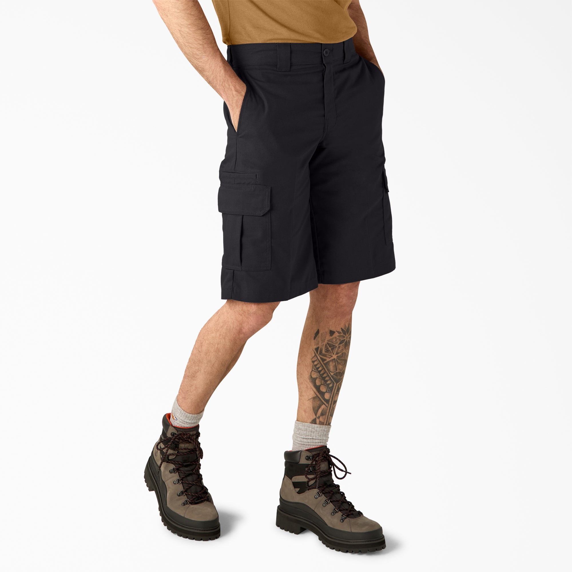 FLEX Relaxed Fit Cargo Shorts. 13 - 图片 4