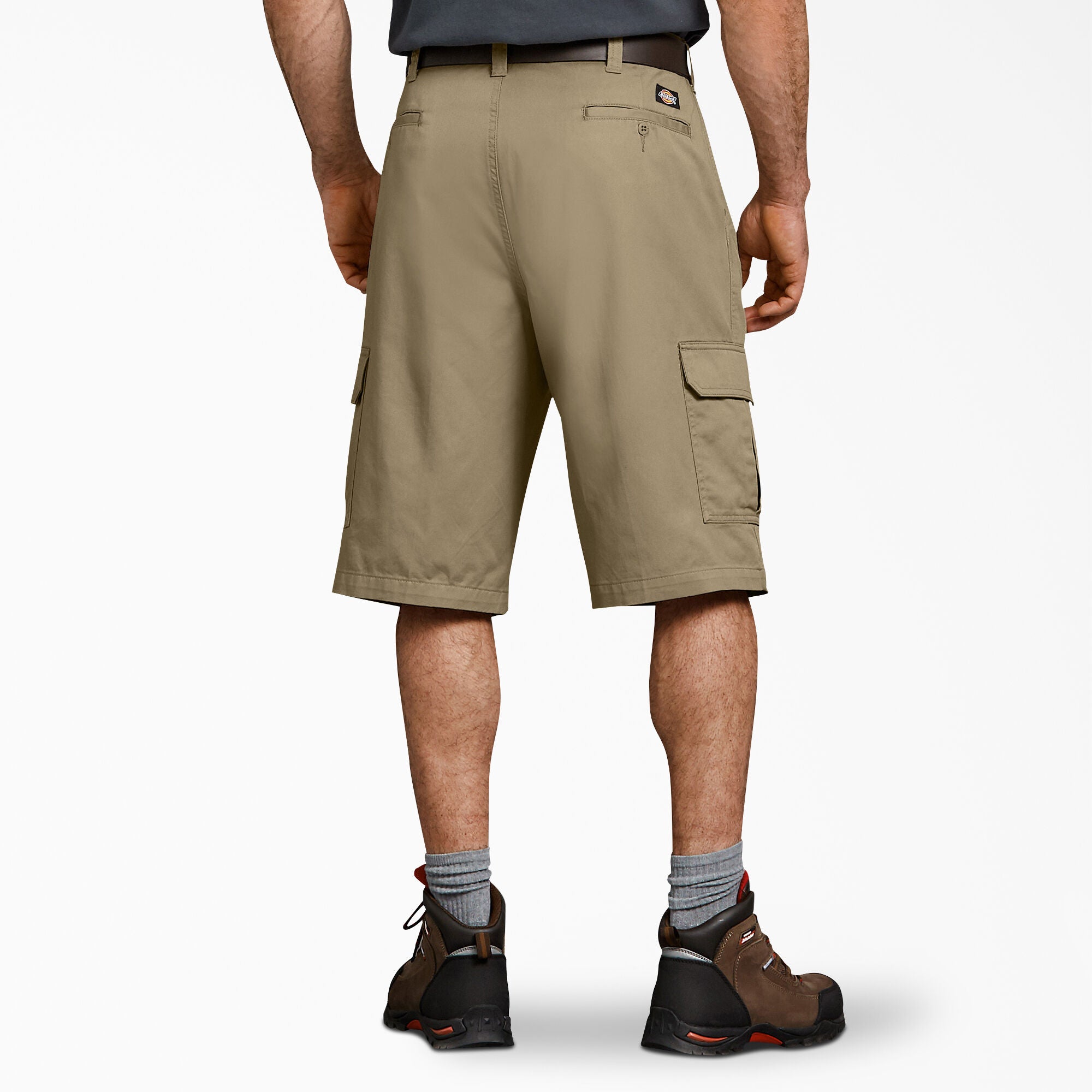 Loose Fit Cargo Shorts. 13 - 图片 2