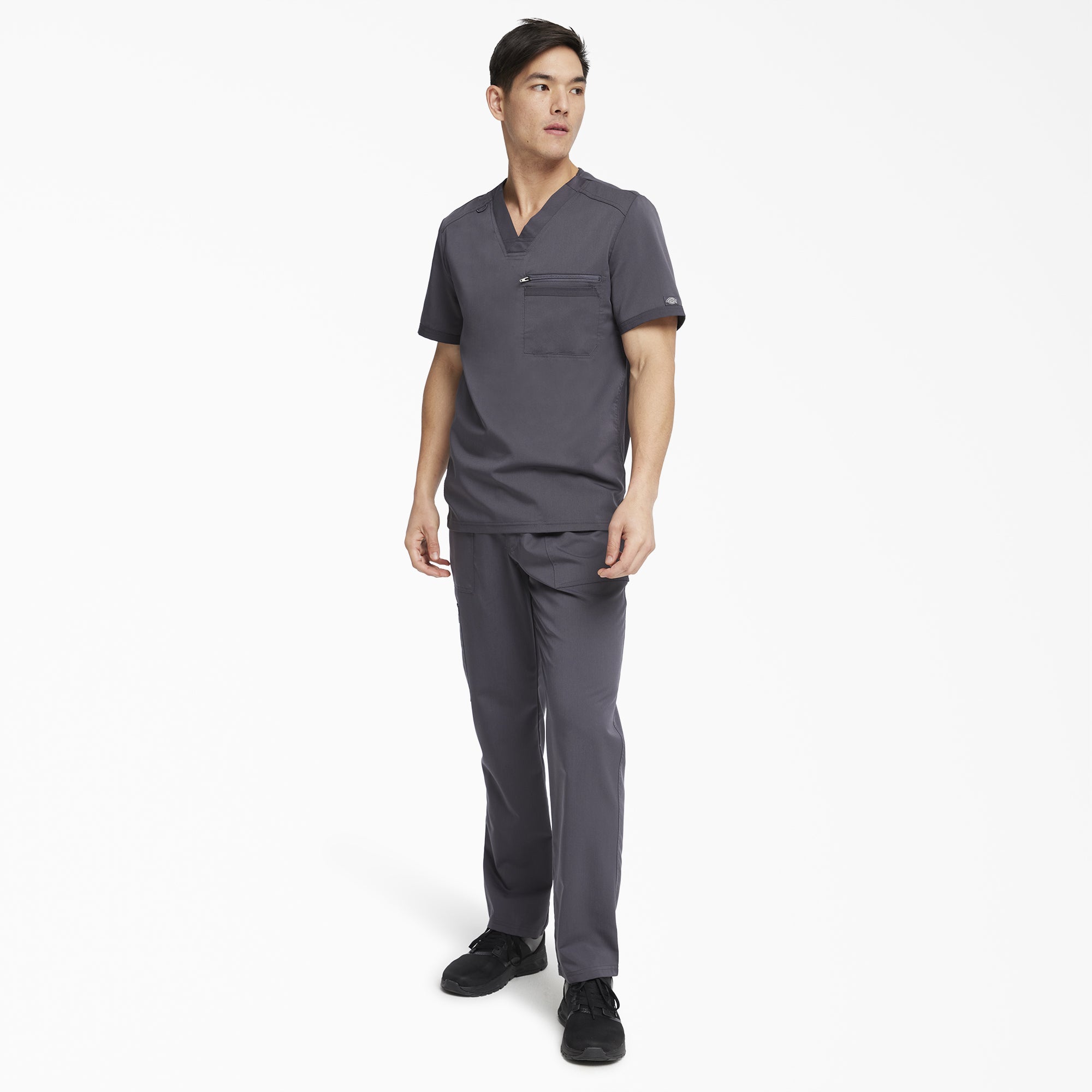 Men's Balance Tuckable V-Neck Scrub Top - 图片 4